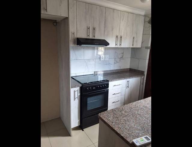 2 BEDROOM TOWNHOUSE FOR SALE IN BELLAIR